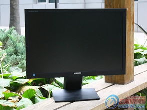 靈動視角，高效辦公——三星S24A450BW可升降旋轉液晶顯示器評測